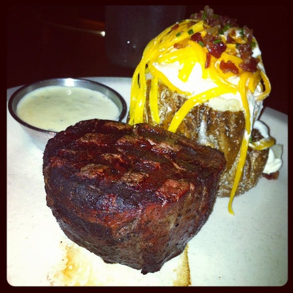 J. Alexanders Restaurant American Restaurant in Poinsettia Heights