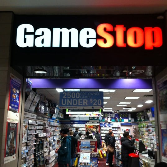 Fotos en GameStop Tienda de videojuegos en Willow Grove Fotos en GameStop Tienda de videojuegos en Willow Grove