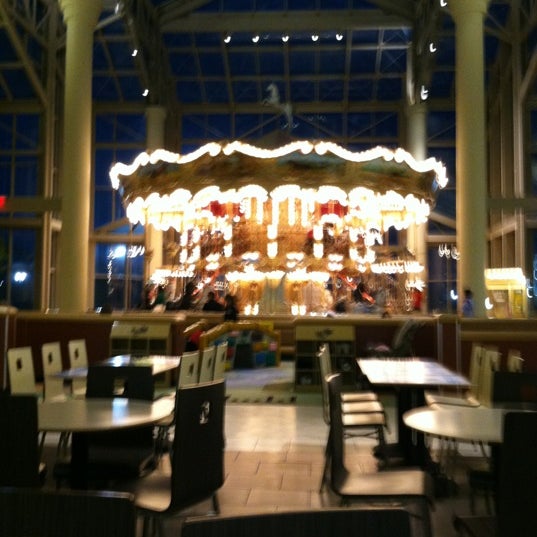 Fotos En Freehold Raceway Mall Carousel - Freehold, NJ