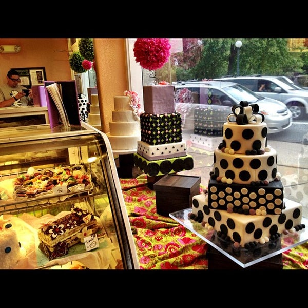 Gateaux Specialty Cakes & Pastries Bakery in Denver