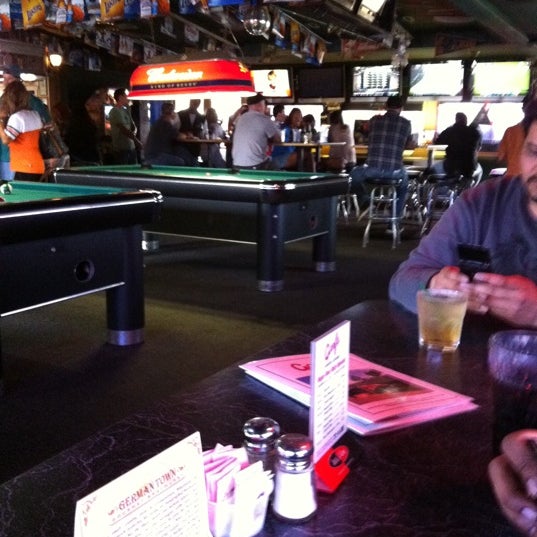 Garf's Sports Lounge Sports Bar in Costa Mesa