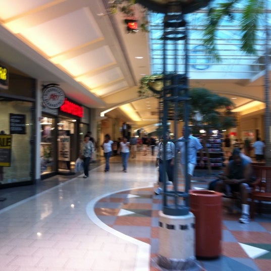 dsw concord mall