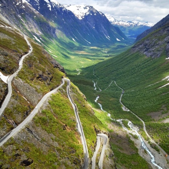 Trollstigen utsiktspunkt - Trollstigen