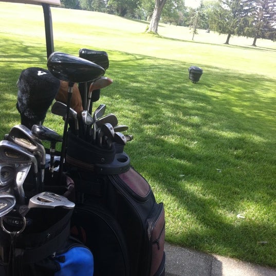 Sunnybrook Golf Bowl Motel (Now Closed) - Golf Course in Sterling Heights