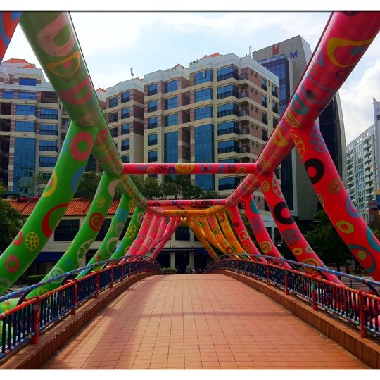 Alkaff Bridge (Singapore's ArtBridge) Singapore River