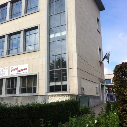 Ecole Prince Baudouin - Georges Henri - Avenue du Couronnement 42