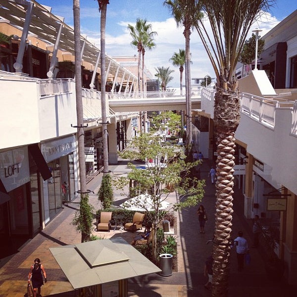 Fashion Valley - Shopping Mall in San Diego Fashion Valley - Sho