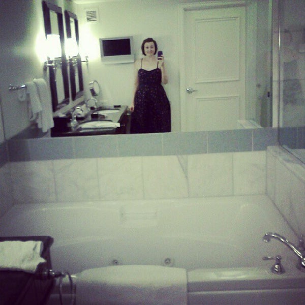 free latina facial vids married men caught naked