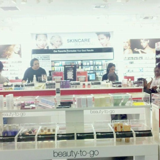 SEPHORA Cosmetics Shop