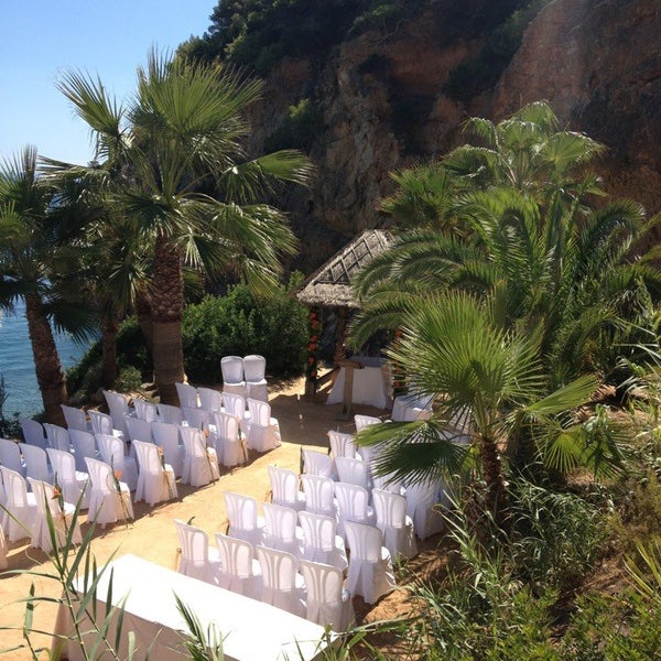 Where's Good? Holiday and vacation recommendations for Ibiza, Spain. What's good to see, when's good to go and how's best to get there.