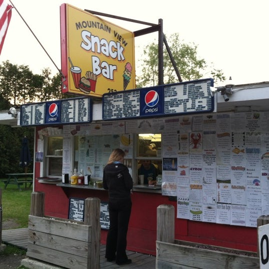 Download Mountain View Snack Bar - 5 tips from 61 visitors Yellowimages Mockups