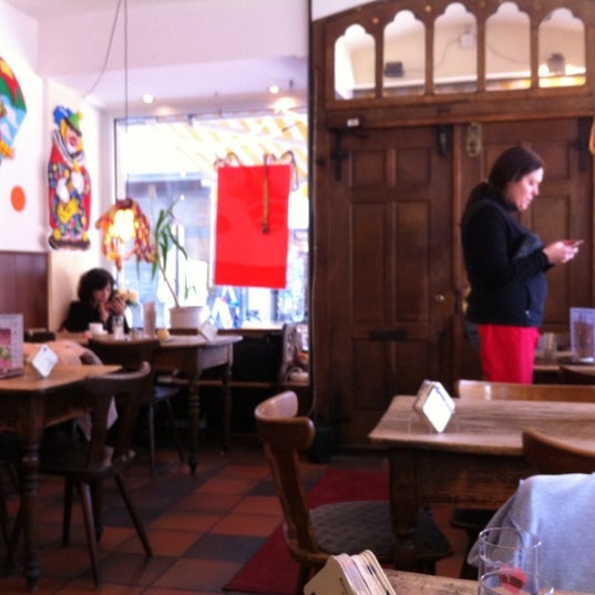 Fotos bei Oma\'s Küche - Deutsches Restaurant in Altstadt-Nord Fotos bei Oma\'s Küche - Deutsches Restaurant in Altstadt-Nord
