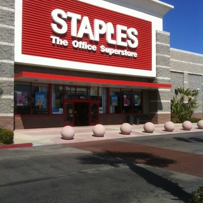 Staples hours oxnard
