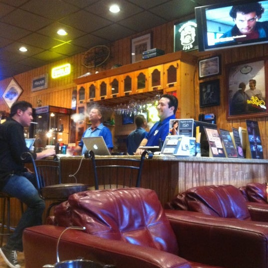 Smoke Inn The Villages of Palm Beach Lakes 801 Village Blvd