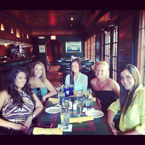 Palmer's Restaurant, Bar, & Courtyard American Restaurant