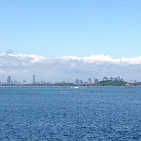 Nut Island Park Park in Houghes Neck