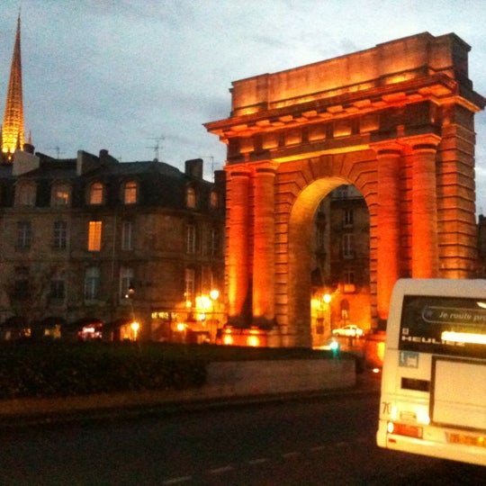 Porte de Bourgogne Place BirHakeim Porte de Bourgogne Place BirHakeim