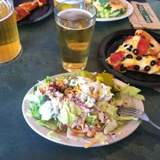 Round Table Place