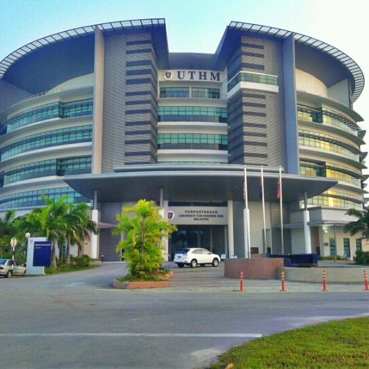 Tunku Tun Aminah Library (UTHM Library) Universiti Tun Hussein Onn