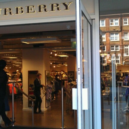 Burberry Factory Outlet | IQS Executive