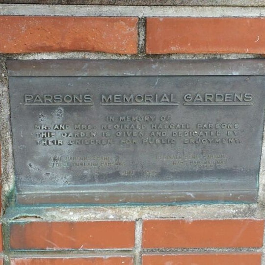 Parsons Gardens West Queen Anne 8 tips