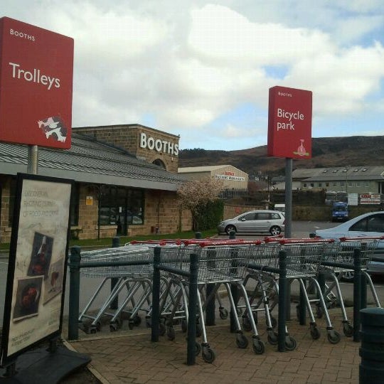 Booths Supermarket in Ilkley