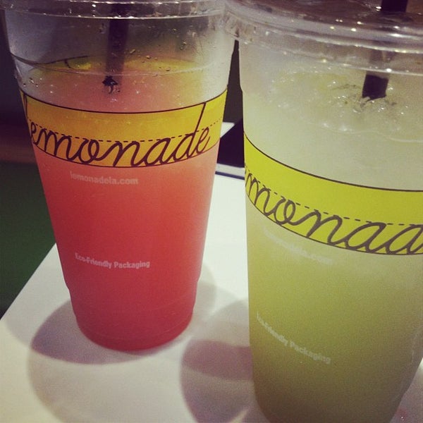 Lemonade Brentwood Food in Los Angeles