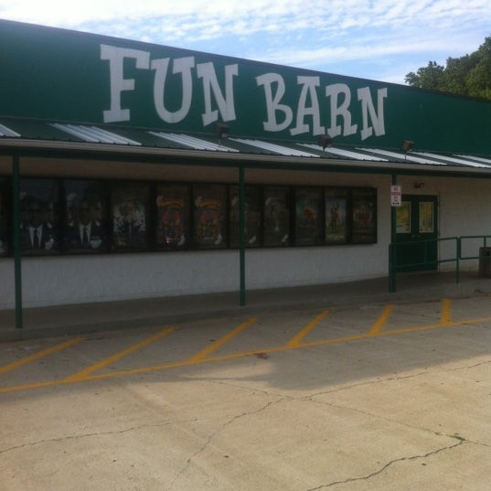 Movies 10 / Fun Barn - 9 tips from 545 visitors