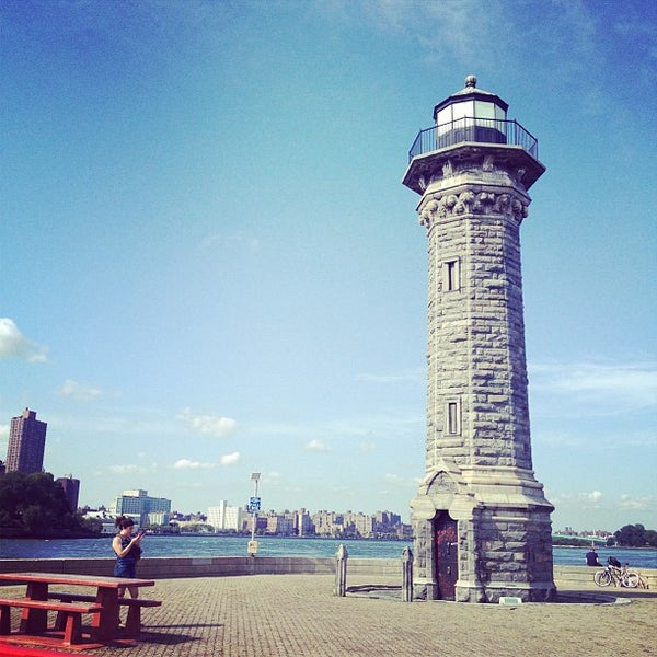 Lighthouse Park - Roosevelt Island - 12 tips from 1250 visitors