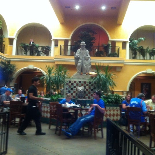 Foto tomada en Abuelo's Mexican Restaurant por Wendy D. el 6/12/2012