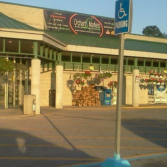 Orchard Market Fruitport, MI