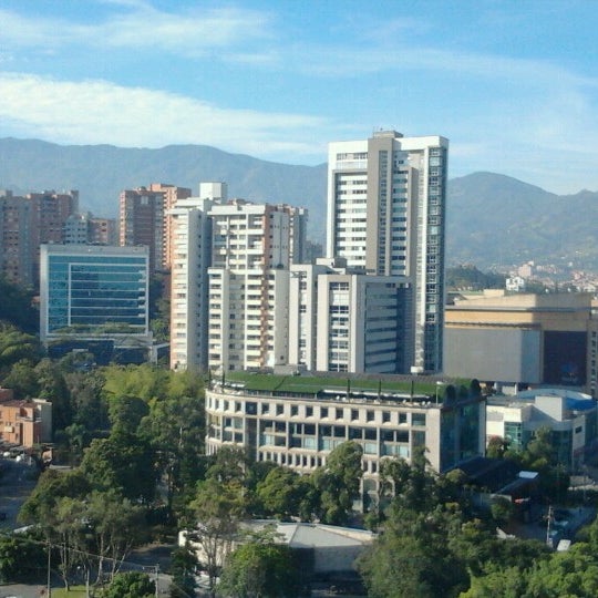 Fotos En Torre Ultrabursatiles Patio Bonito Medellín Antioquia Foto Tomada En Torre Ultrabursatiles Por Katta Z El 9 7 2017
