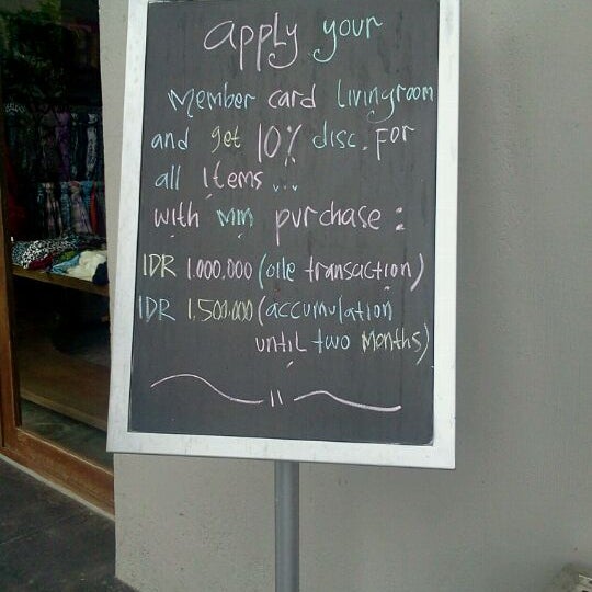 LIVINGROOM Factory Outlet - 1 tip from 106 visitors LIVINGROOM Factory Outlet - 1 tip from 106 visitors