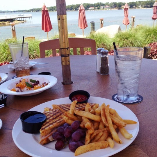 Boatwerks Waterfront Restaurant American Restaurant in Holland