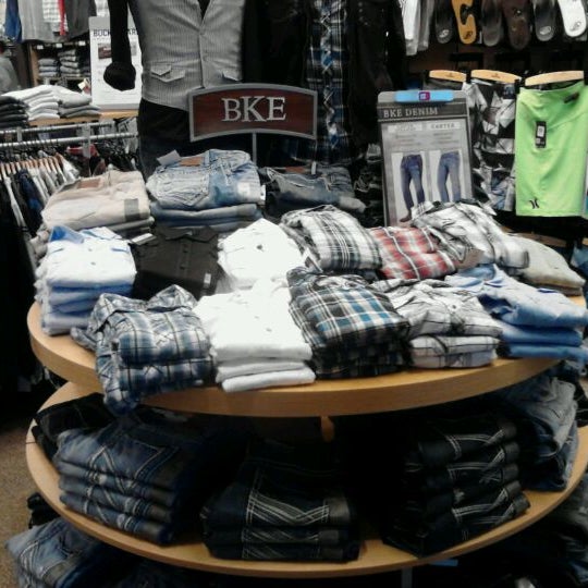 Buckle Clothing Store in Greenville
