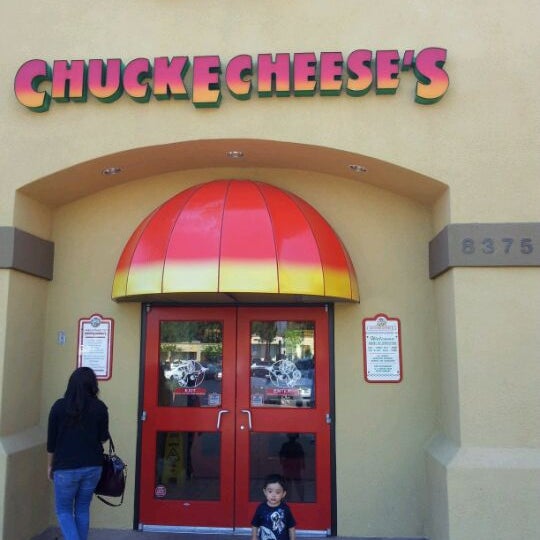 Chuck E. Cheese's Sun Valley 7 tips from 348 visitors