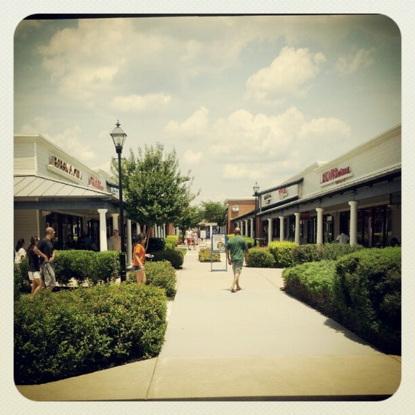Leesburg corner premium outlets coupon book