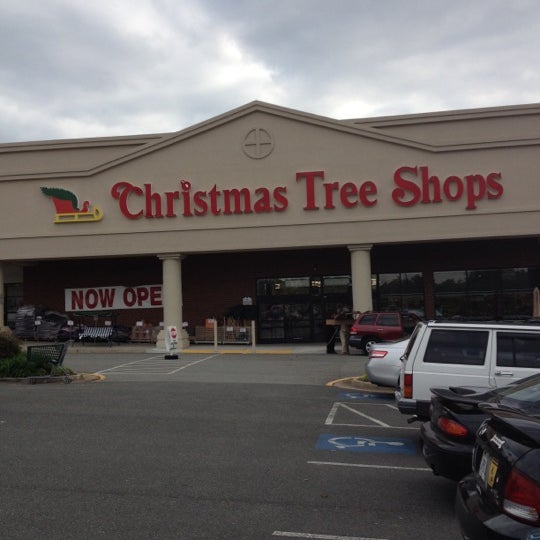 Christmas Tree Shops  Glen Allen, VA