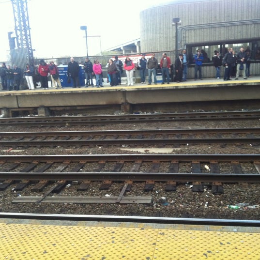 Photos at Bridgeport Train Station (BRP) Metro North & Amtrak