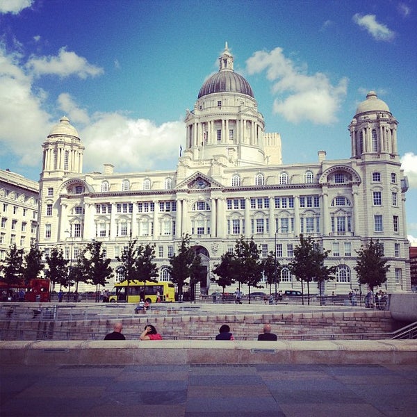 Where's Good? Holiday and vacation recommendations for Liverpool, United Kingdom. What's good to see, when's good to go and how's best to get there.