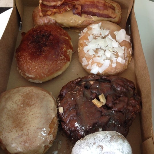 Mojo Monkey Donuts Donut Shop in Saint Paul