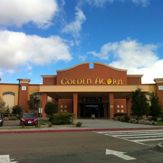 Golden Acorn Casino Buffet