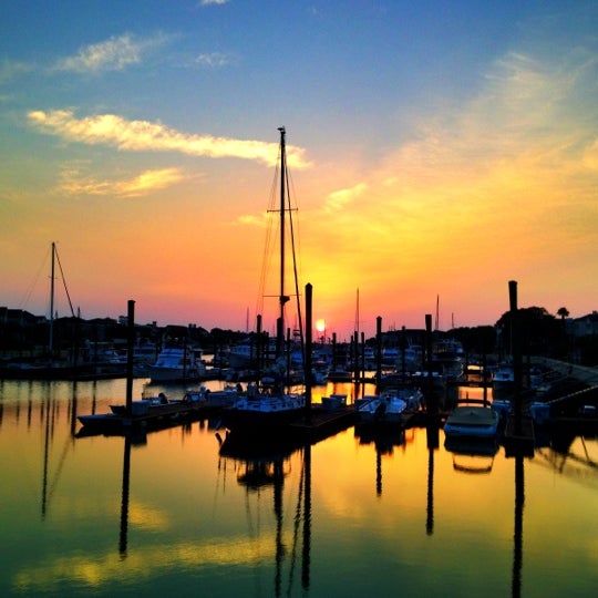 Where's Good? Holiday and vacation recommendations for Isle of Palms, United States. What's good to see, when's good to go and how's best to get there.