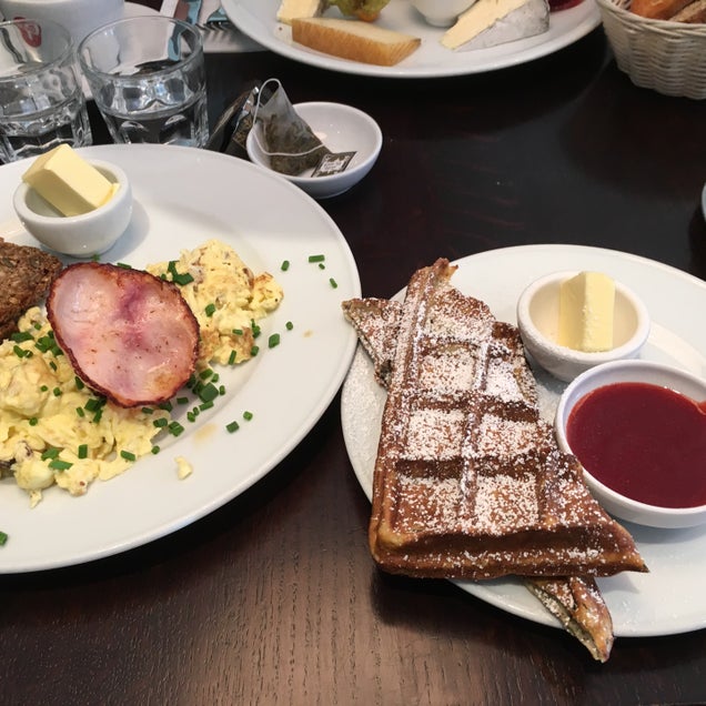 breakfast photo