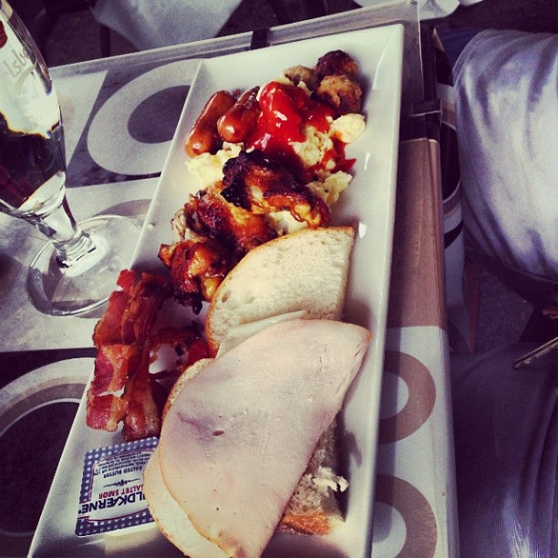breakfast photo