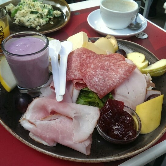 breakfast photo
