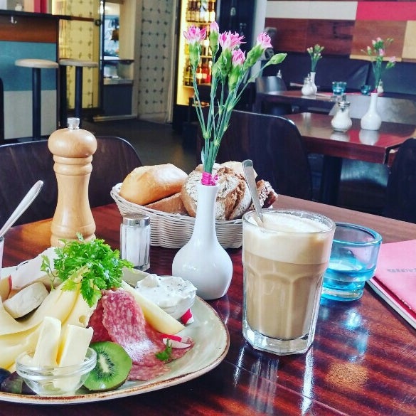 breakfast photo