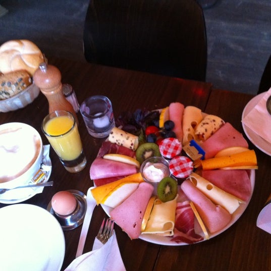 breakfast photo