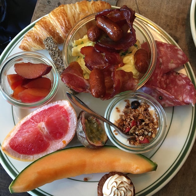 breakfast photo