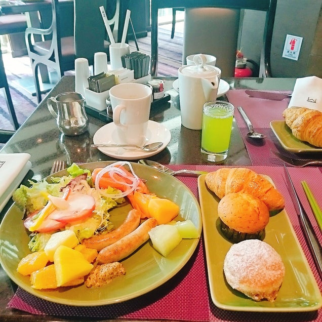 breakfast photo